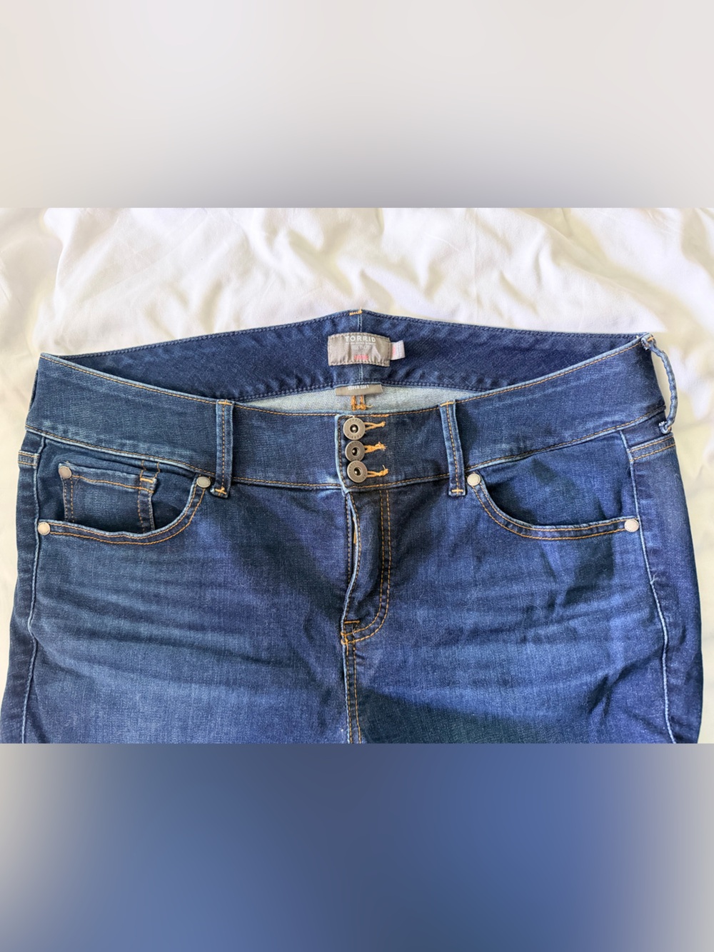 Torrid skinny super soft Jegging 18R